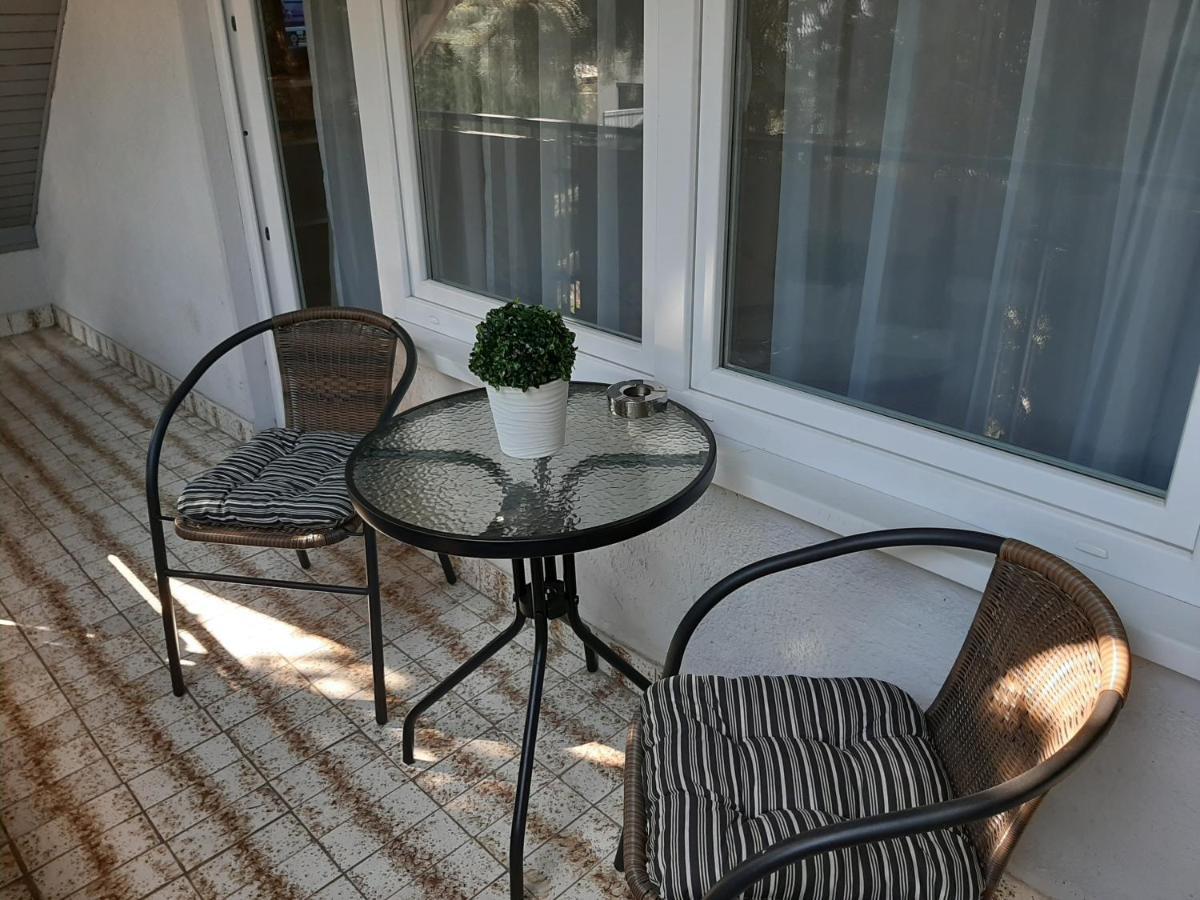 Nikolett Apartman Hajduszoboszlo Luaran gambar
