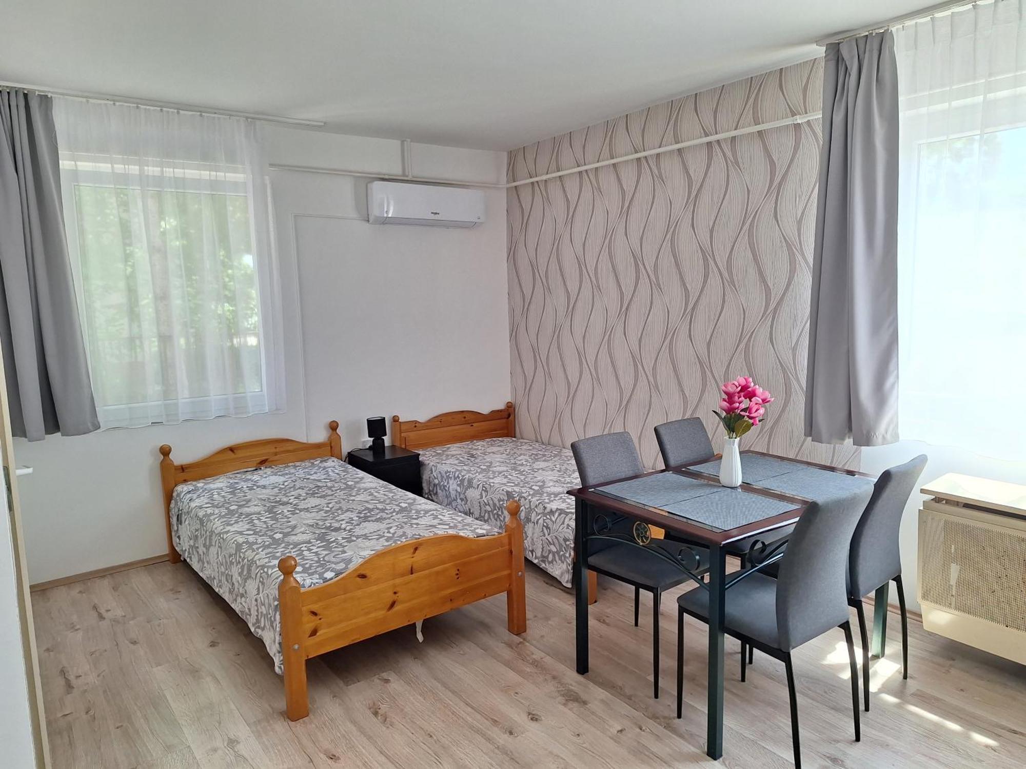 Nikolett Apartman Hajduszoboszlo Luaran gambar