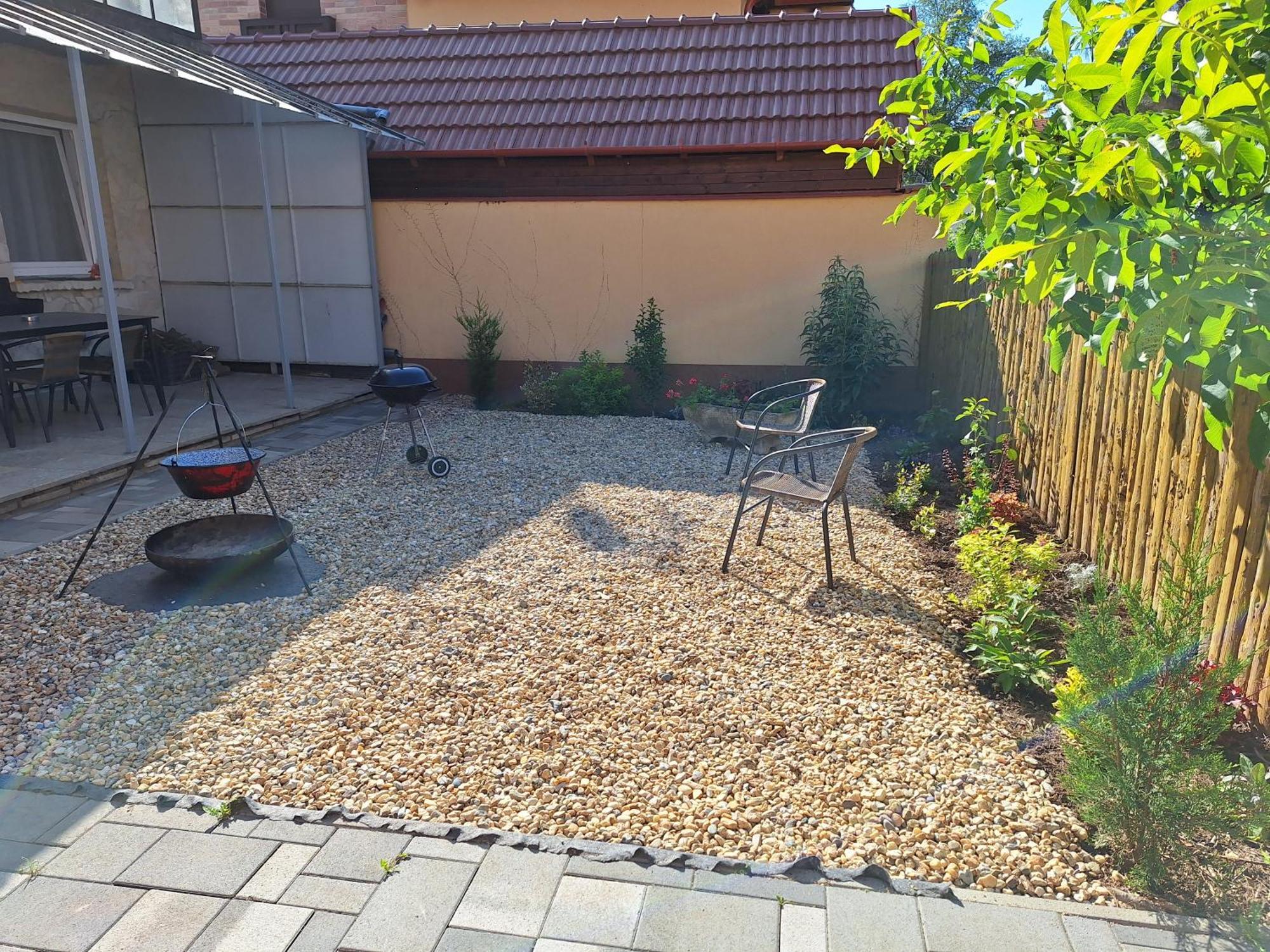 Nikolett Apartman Hajduszoboszlo Luaran gambar